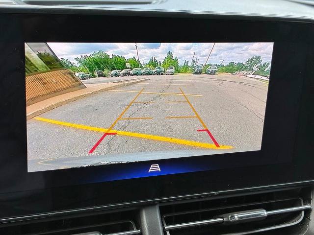 Used 2024 Chevrolet Trax LT FWD image 25