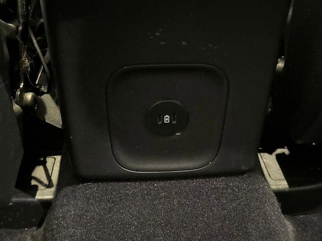 Certified 2025 Ford Escape SE w/ PHEV Premium Package image 30