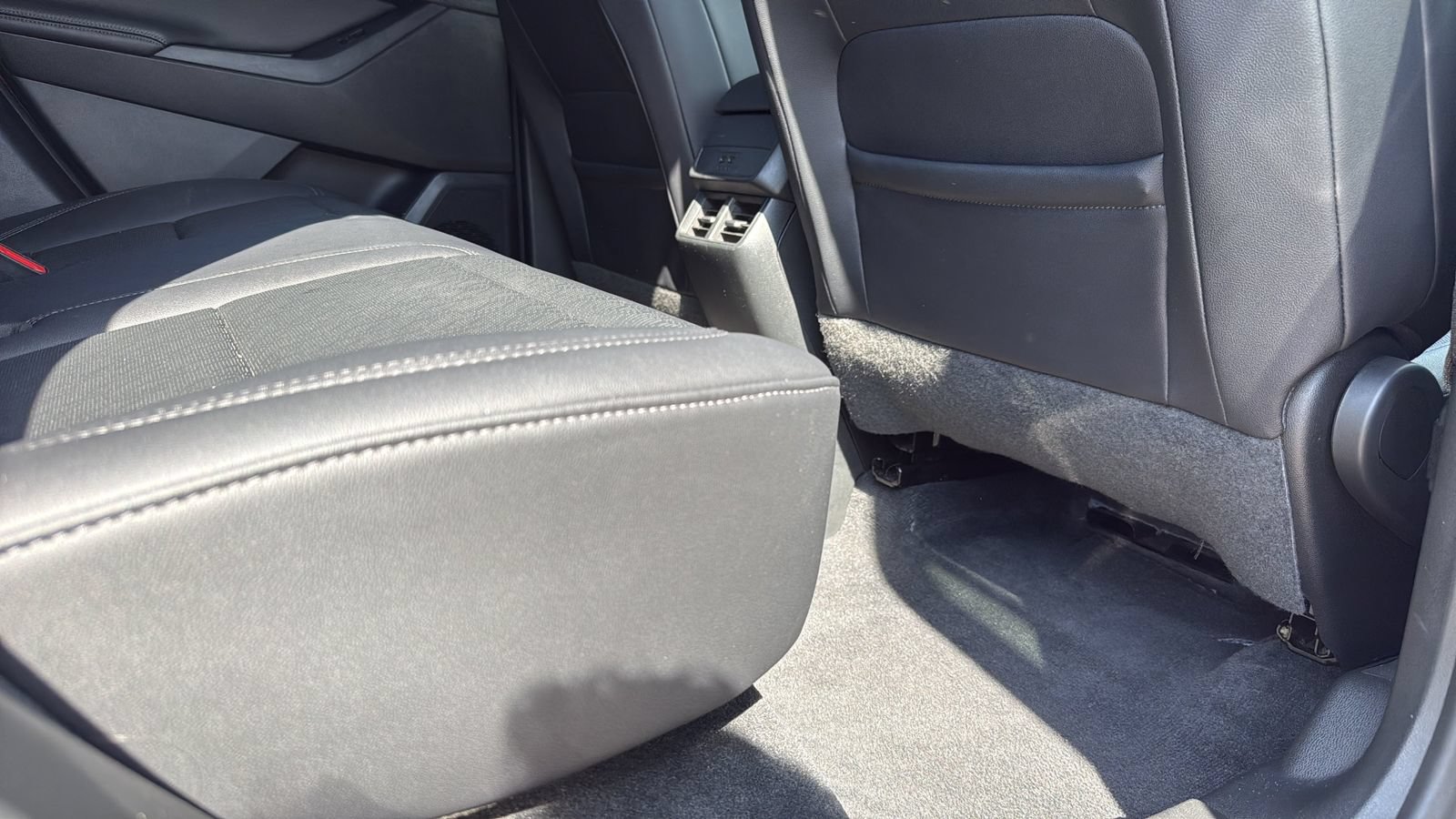 Used 2025 Chevrolet Equinox LT w/ Convenience Package II FWD image 26