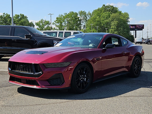 Certified 2025 Ford Mustang GT Premium RWD image 3