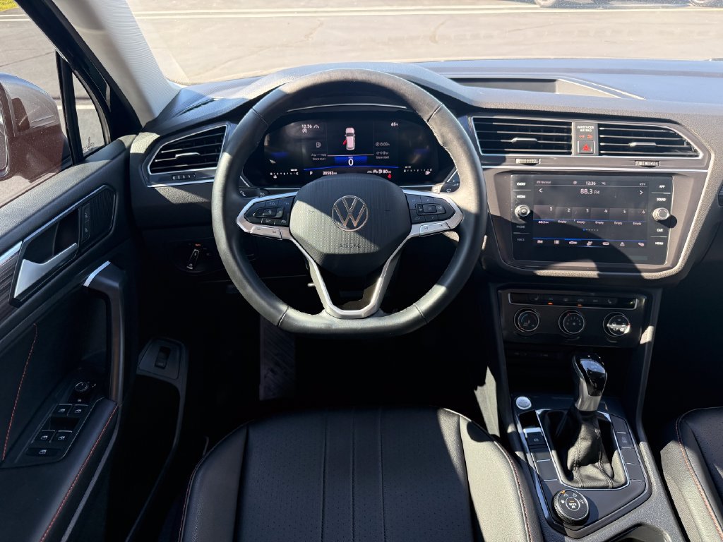 Used 2024 Volkswagen Tiguan Wolfsburg Edition AWD/4WD image 20
