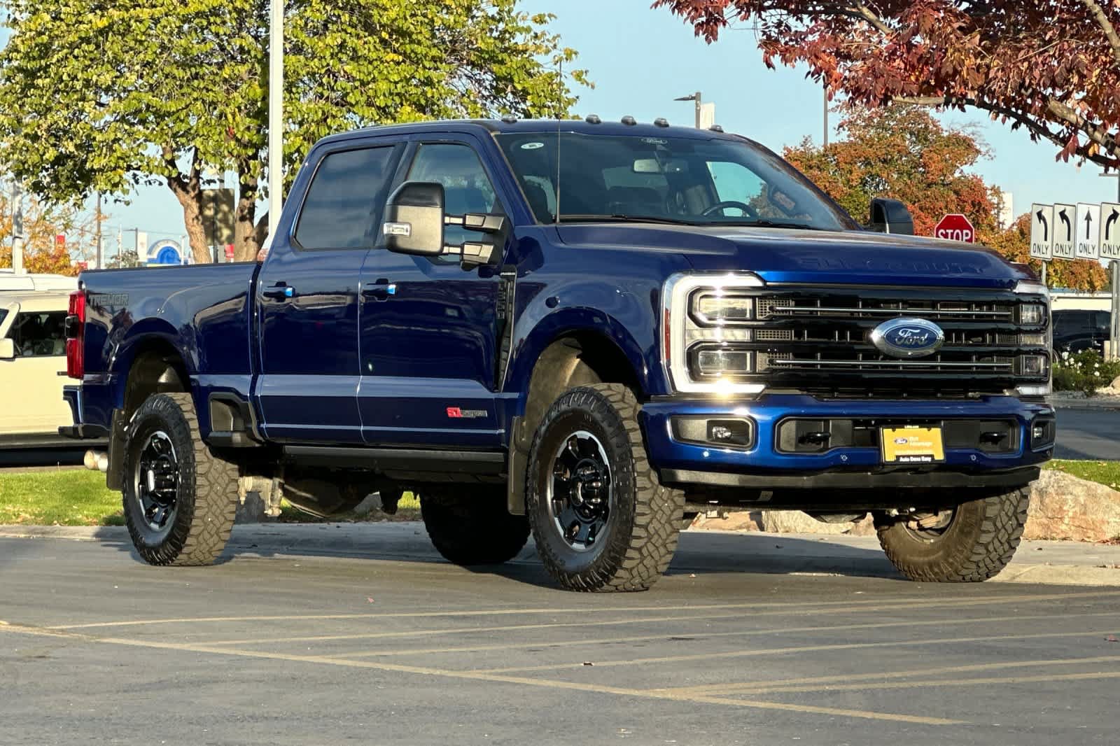 Certified 2026 Ford F350 Platinum w/ Tremor Off-Road Package AWD/4WD image 9
