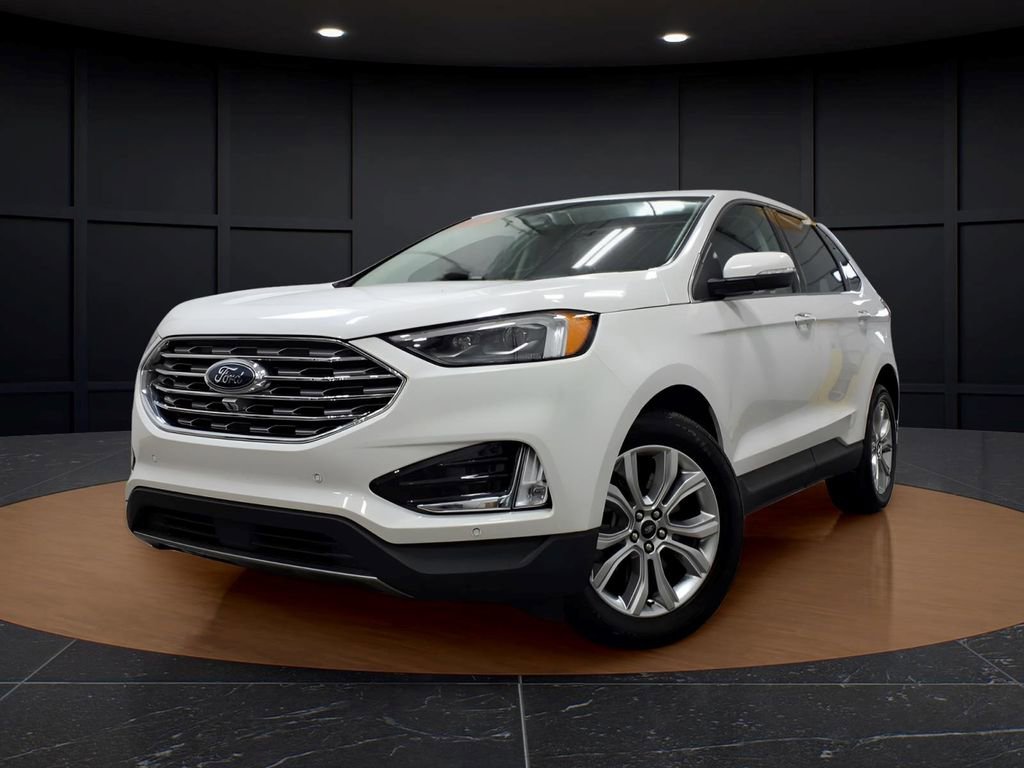 Certified 2024 Ford Edge Titanium w/ Equipment Group 301A AWD/4WD image 3