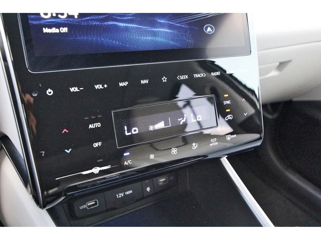 Used 2023 Hyundai Tucson Limited FWD image 24