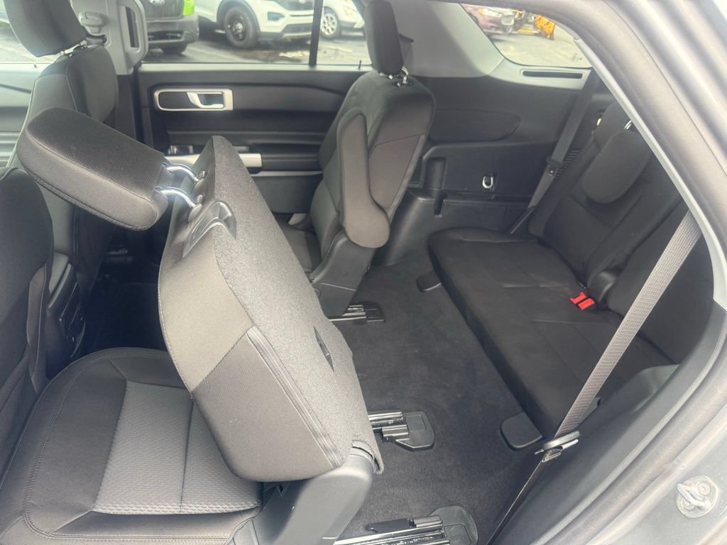 Certified 2024 Ford Explorer XLT AWD/4WD image 33