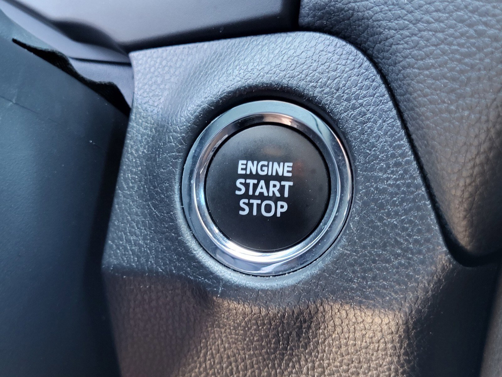 Used 2024 Toyota RAV4 XLE image 24