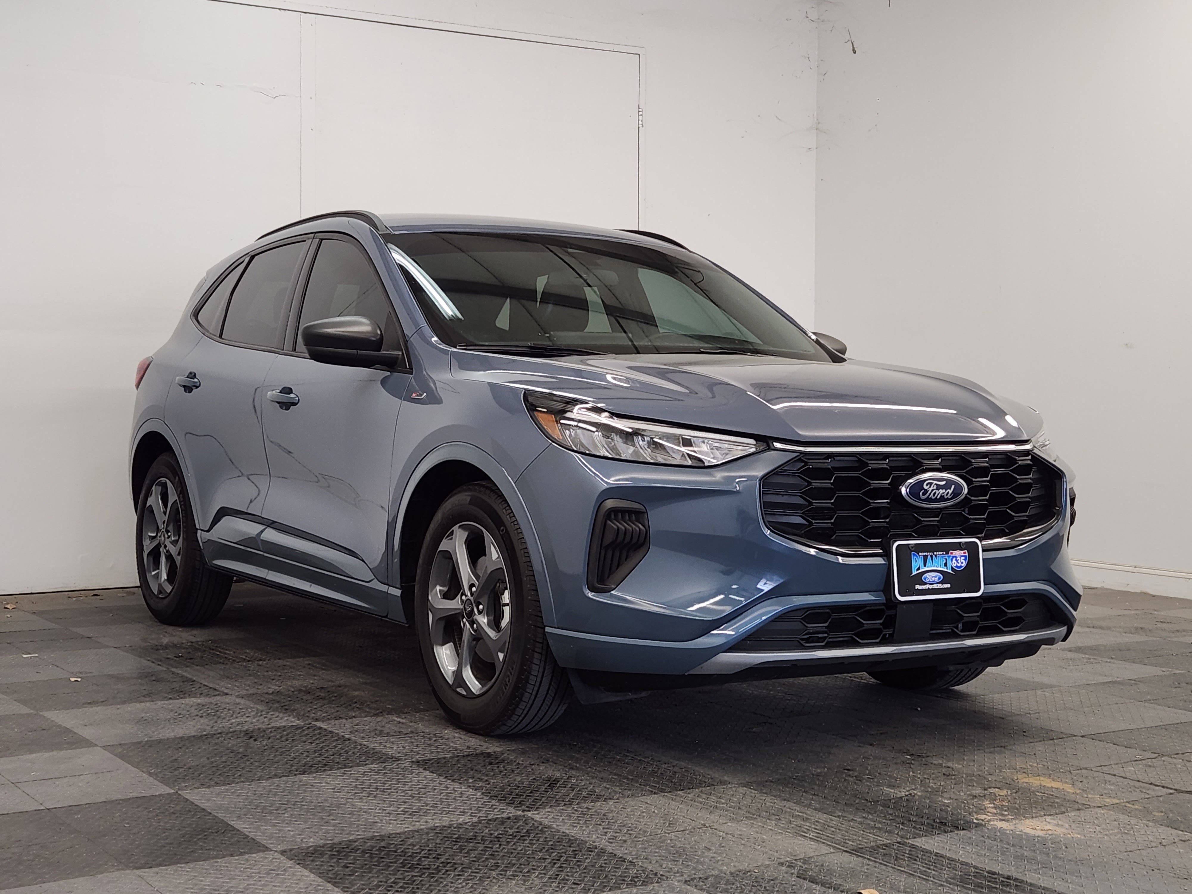 Certified 2023 Ford Escape ST-Line w/ Tech Pack #1 image 2