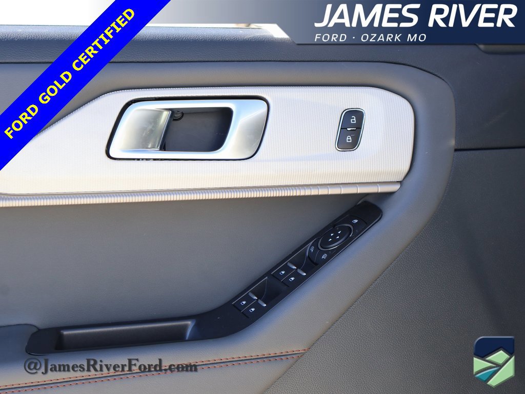 Certified 2025 Ford Explorer Active image 23
