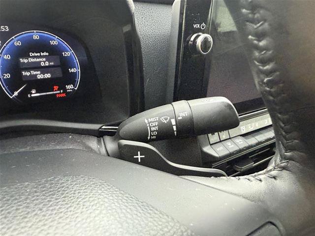 Used 2025 Toyota Camry XSE FWD image 17