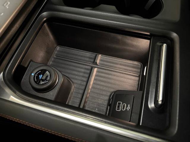 Certified 2025 Ford Expedition Max Active RWD image 30