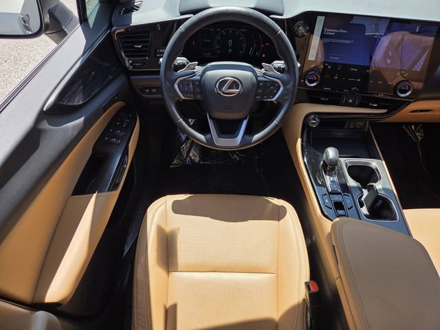 Used 2025 Lexus NX 250 FWD w/ Accessory Package (2T) image 14