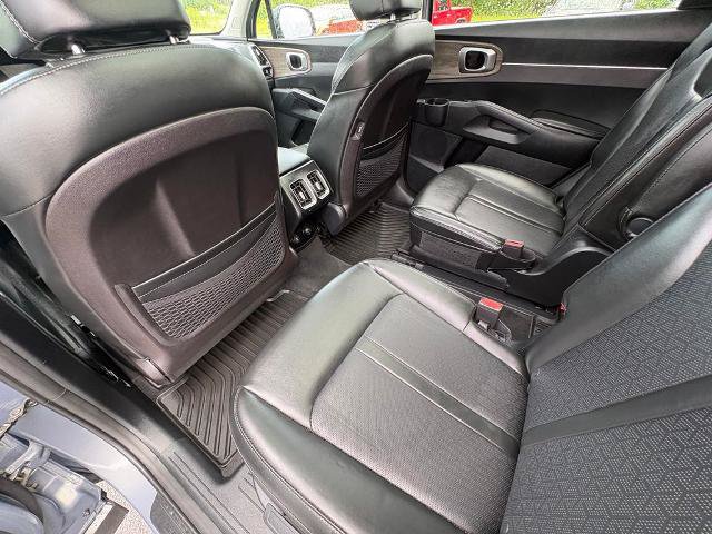 Used 2021 Kia Sorento EX w/ Panoramic Sunroof Package AWD/4WD image 25