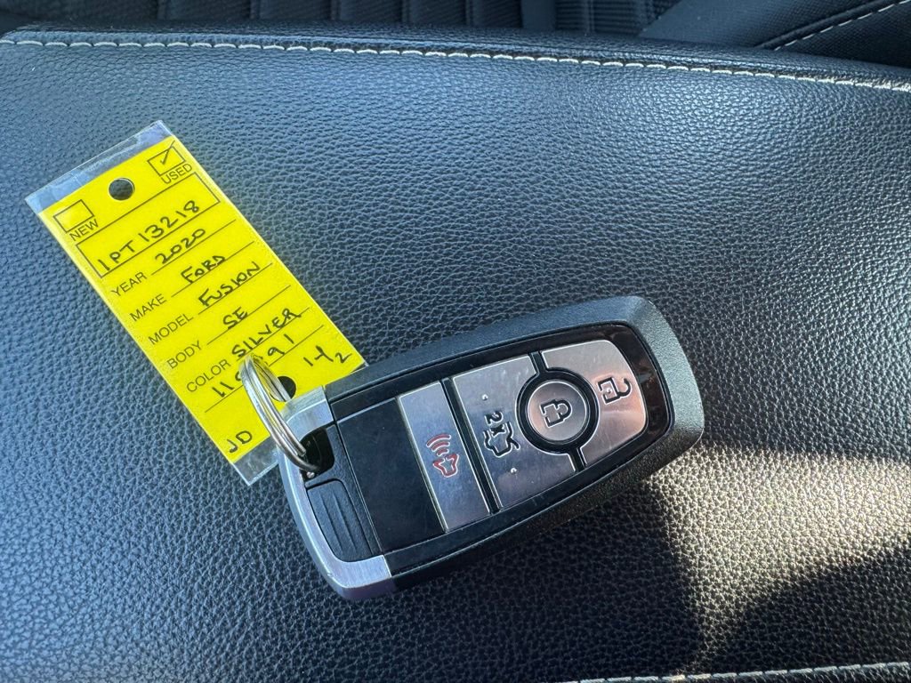 Certified 2020 Ford Fusion SE image 12