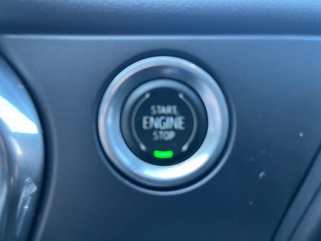Used 2020 Chevrolet Blazer LT FWD image 34