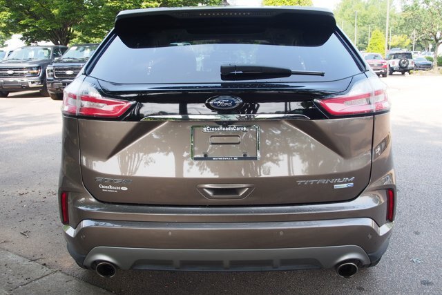 Certified 2019 Ford Edge Titanium w/ Equipment Group 301A AWD/4WD image 6
