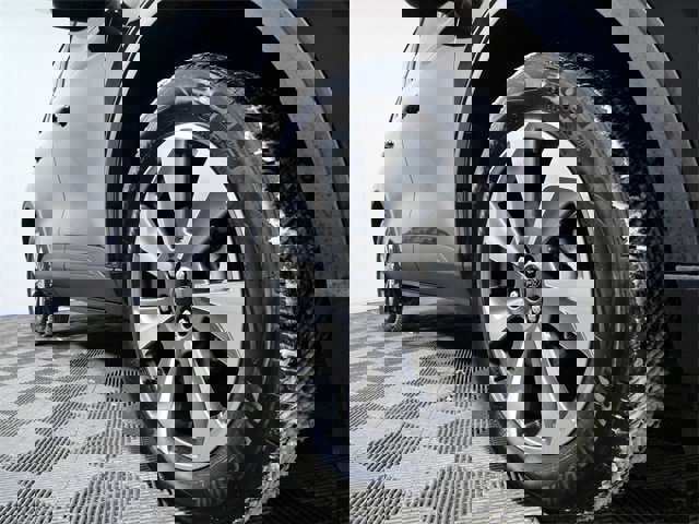 Certified 2025 Ford Escape Platinum image 7