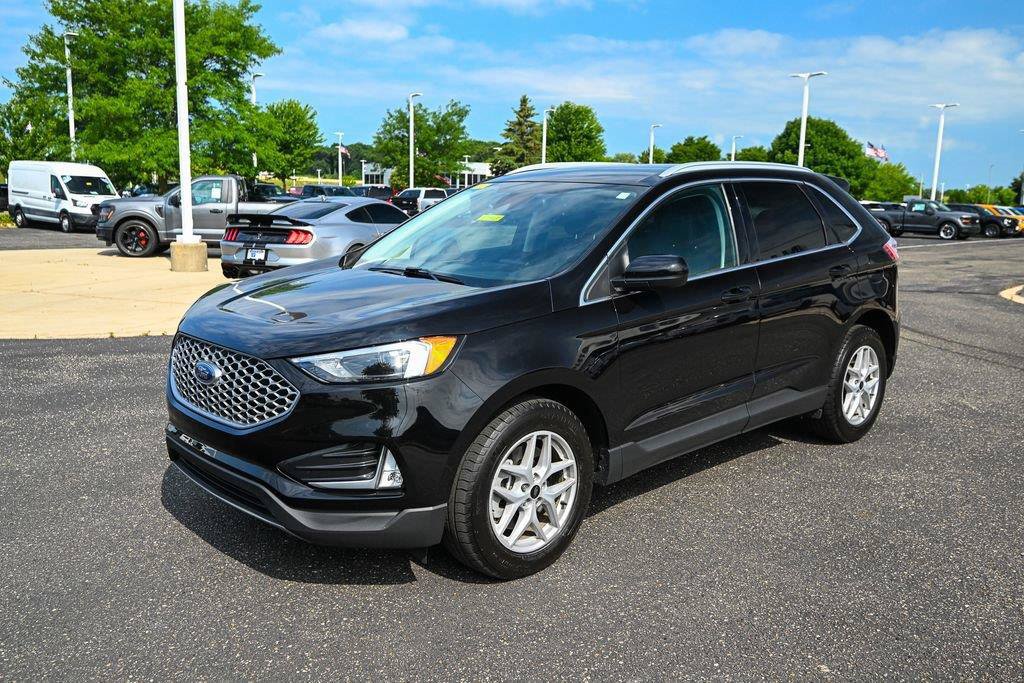 Certified 2024 Ford Edge SEL w/ Convenience Package AWD/4WD image 10
