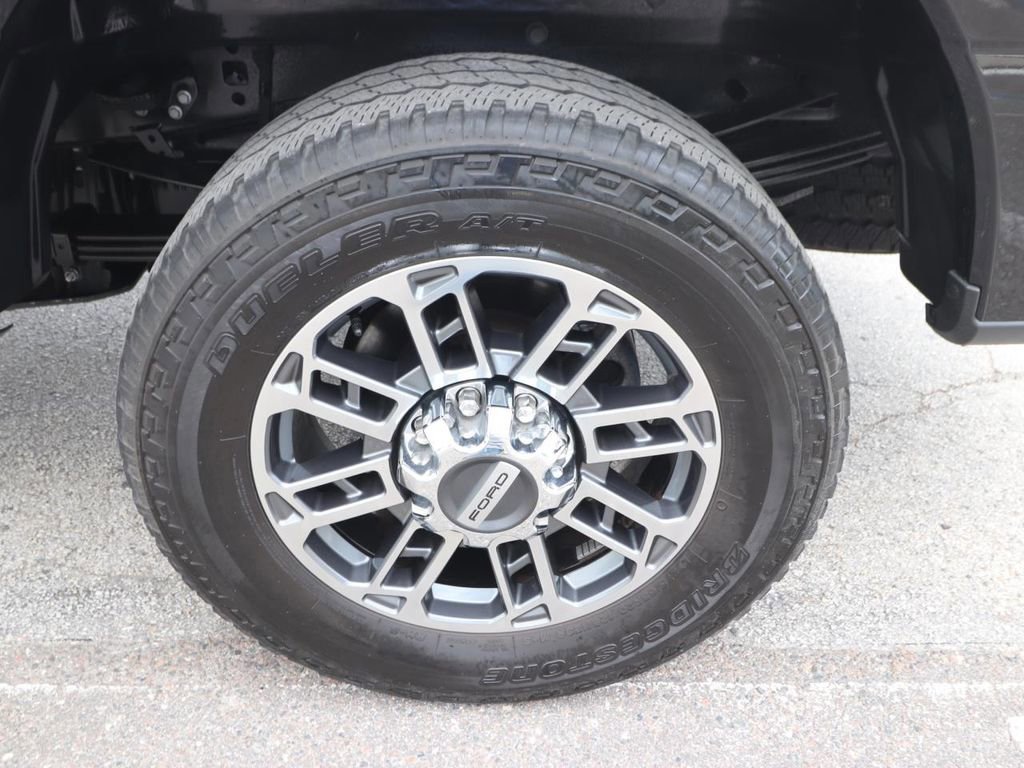 Certified 2023 Ford F350 Limited w/ FX4 Off-Road Package AWD/4WD image 18