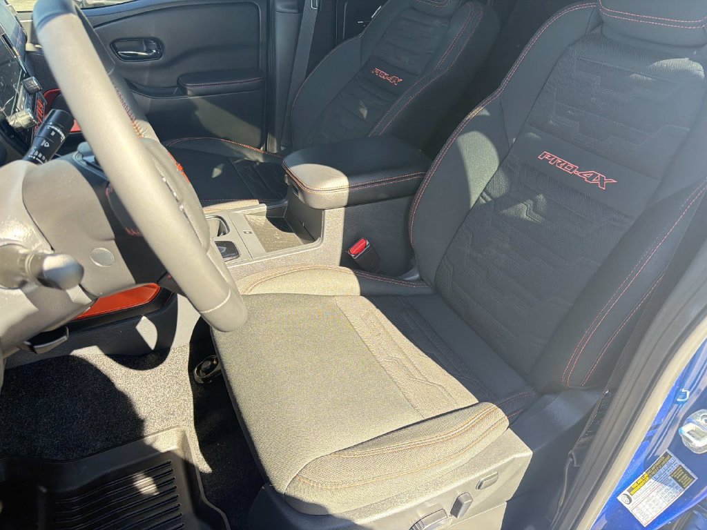Used 2025 Nissan Frontier PRO-4X w/ Pro Convenience Package AWD/4WD image 20