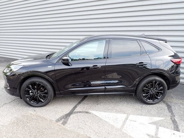Certified 2023 Ford Escape ST-Line Elite AWD/4WD image 2