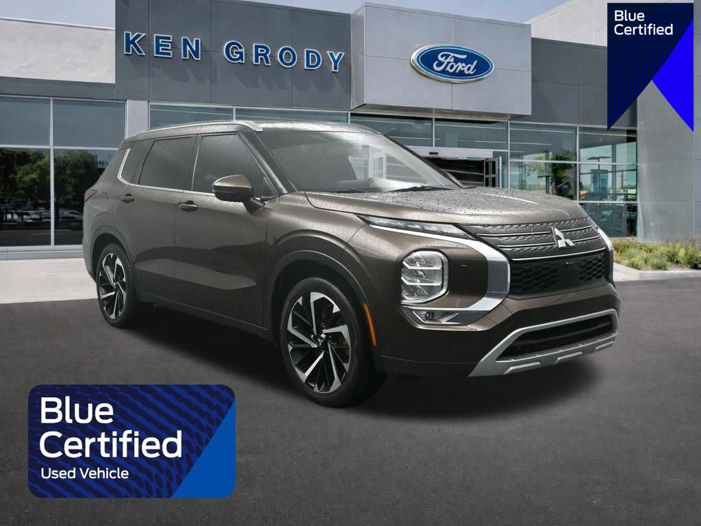 Used 2022 Mitsubishi Outlander SEL image 1