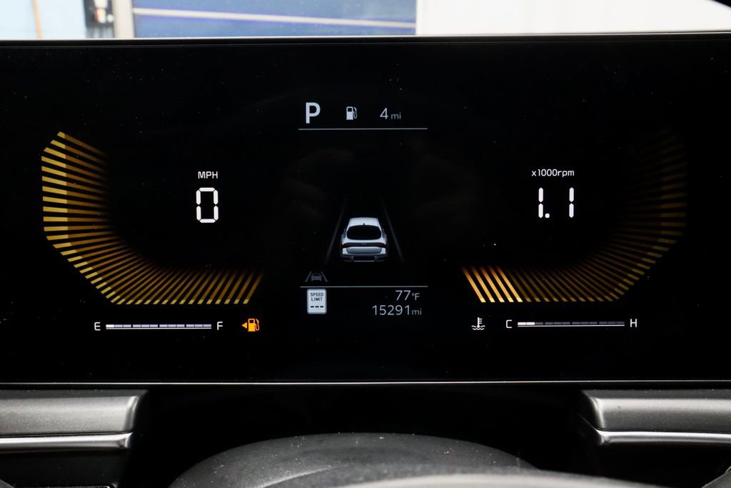 Used 2025 Kia K5 GT-Line w/ GT-Line Premium Package FWD image 29