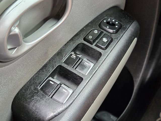 Used 2017 Kia Soul + FWD image 23