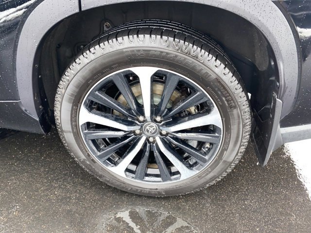 Used 2022 Toyota Highlander XSE image 9