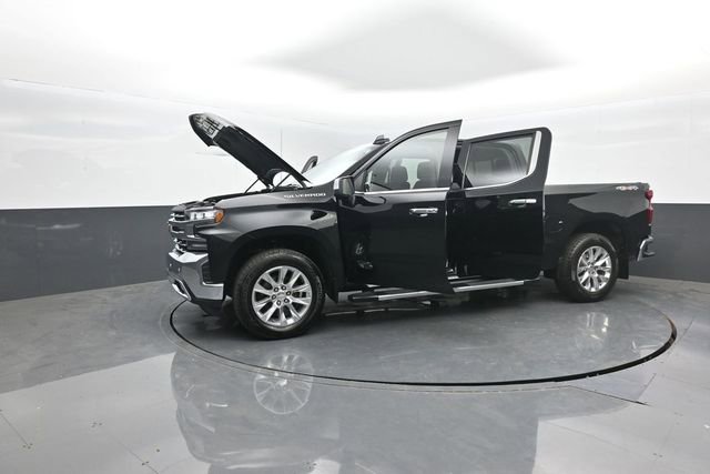 Used 2021 Chevrolet Silverado 1500 LTZ w/ Technology Package AWD/4WD image 44