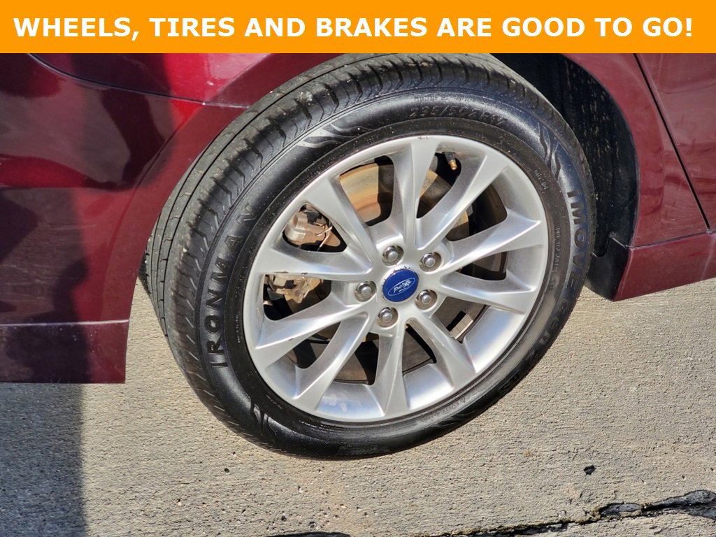 Certified 2017 Ford Fusion SE image 5