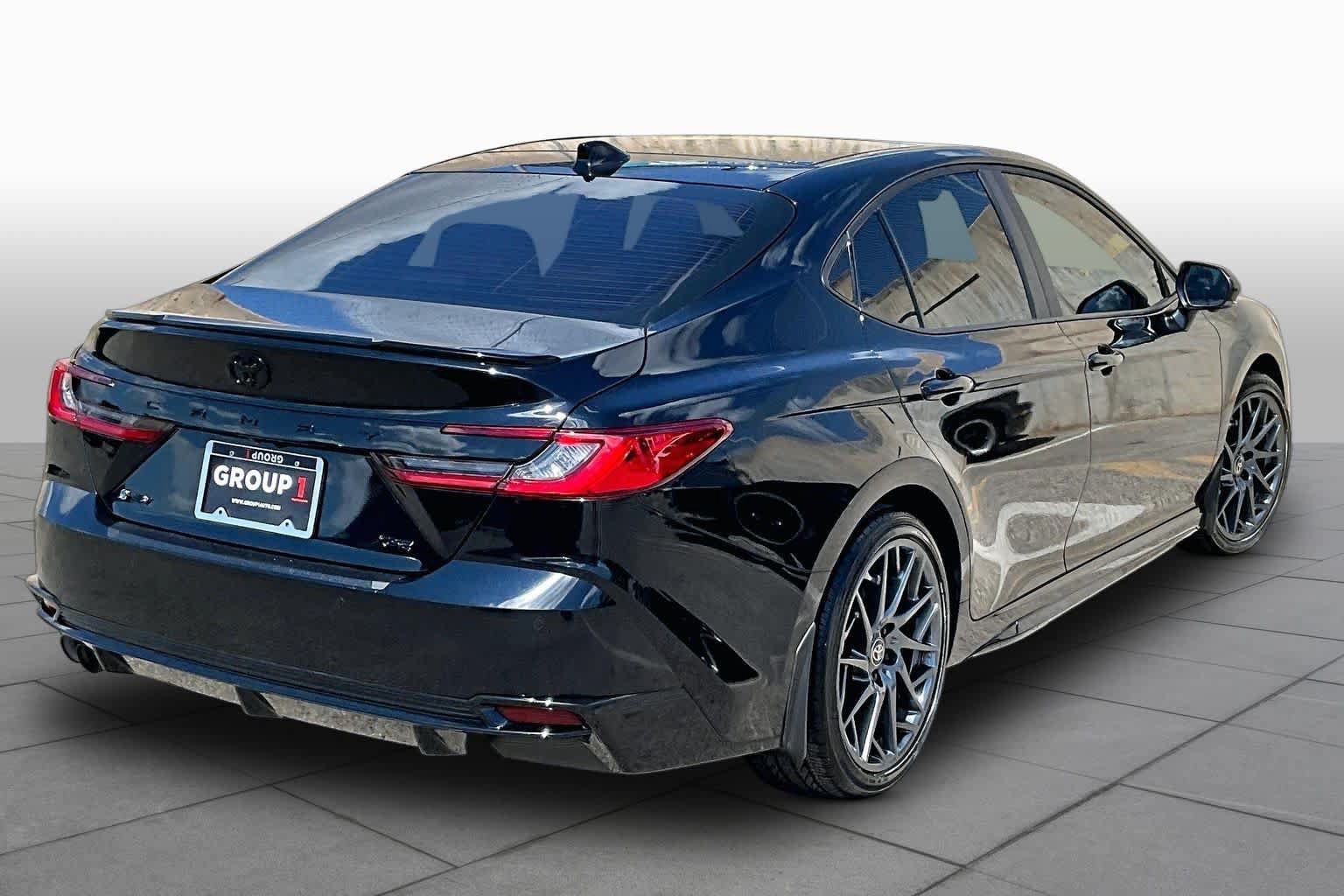 Used 2026 Toyota Camry XSE w/ Premium Plus Package FWD image 7