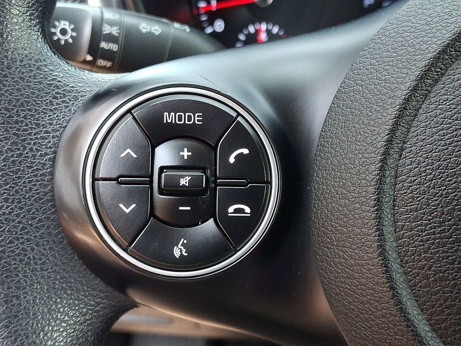 Used 2020 Kia Soul LX FWD image 21