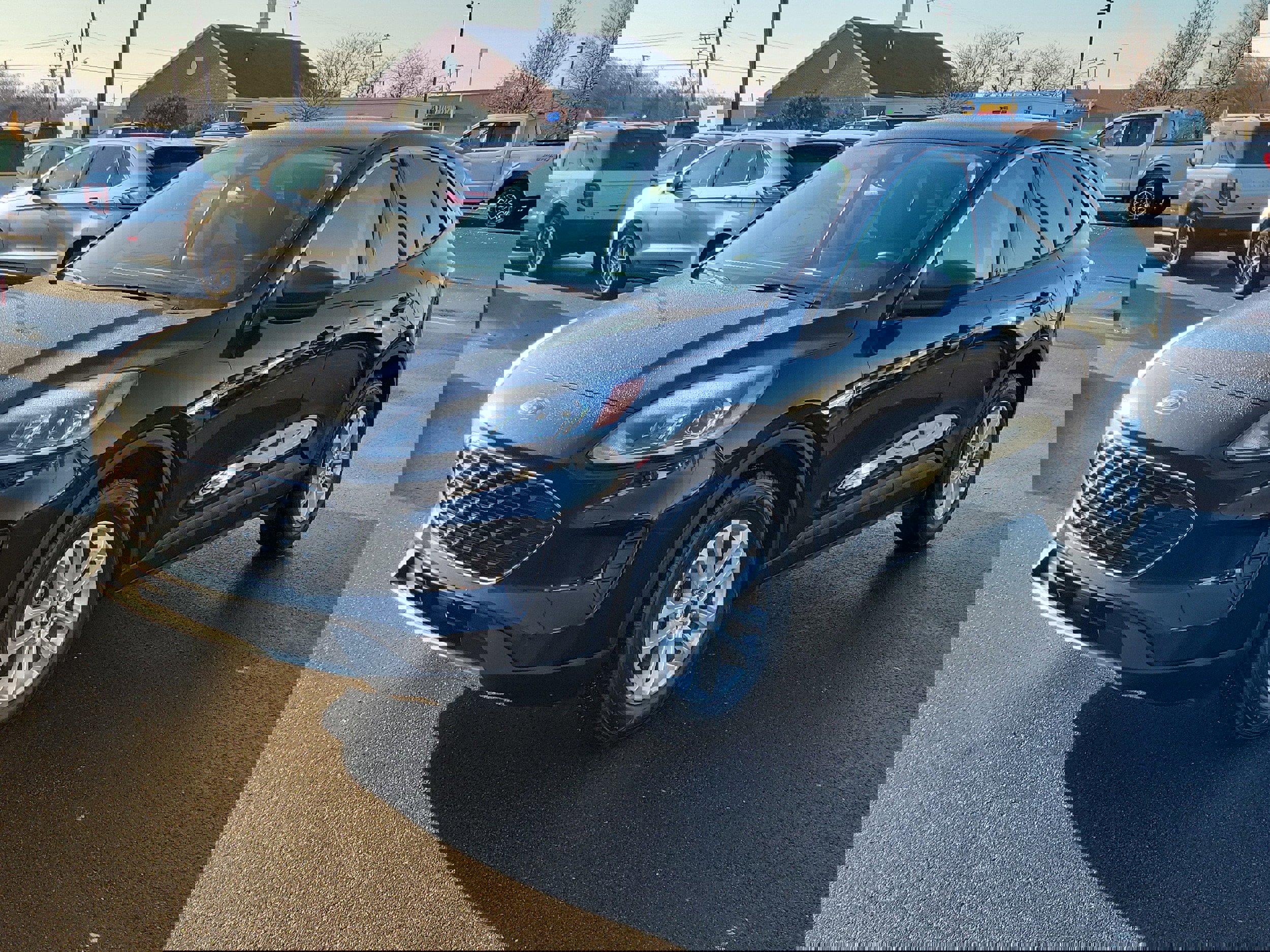 Certified 2022 Ford Escape SE w/ Convenience Package image 2