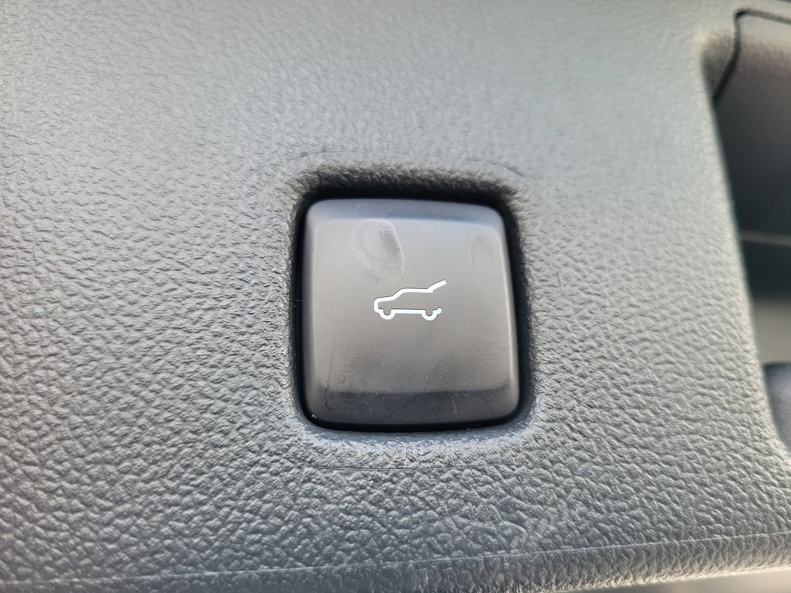Certified 2023 Ford Escape ST-Line w/ Tech Pack #1 FWD image 7