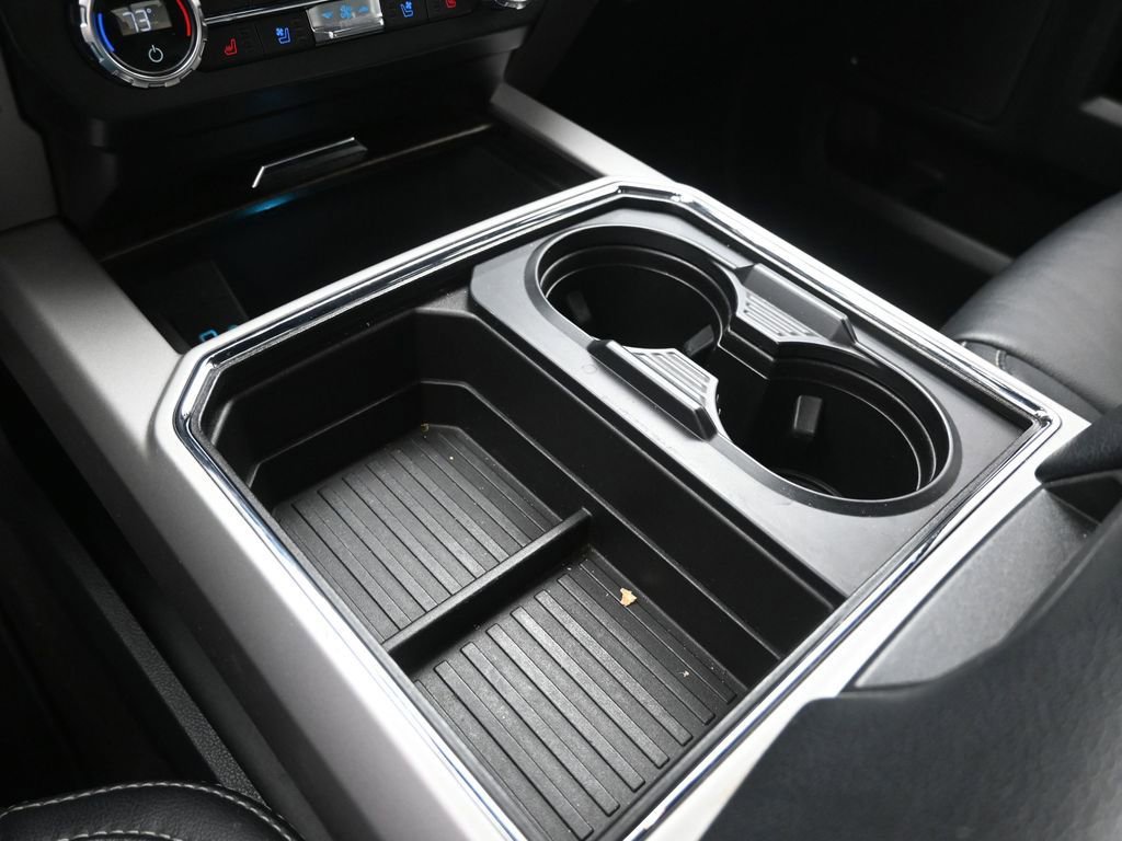 Certified 2022 Ford F250 Lariat w/ Lariat Value Package image 33