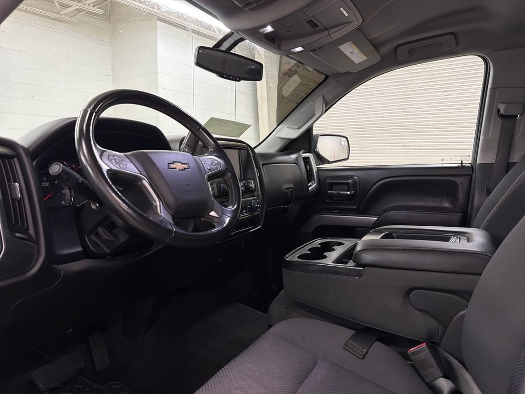 Used 2019 Chevrolet Silverado 1500 LT RWD image 6