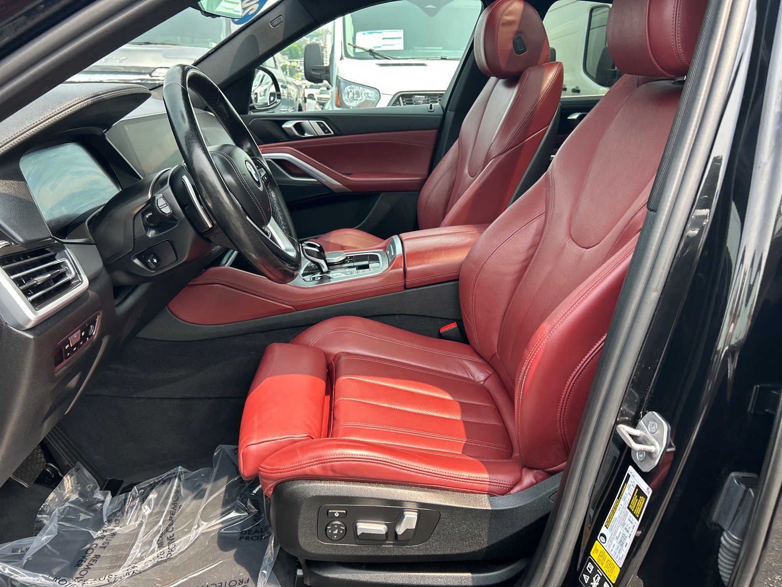 Used 2022 BMW X6 xDrive40i w/ Premium Package AWD/4WD image 9