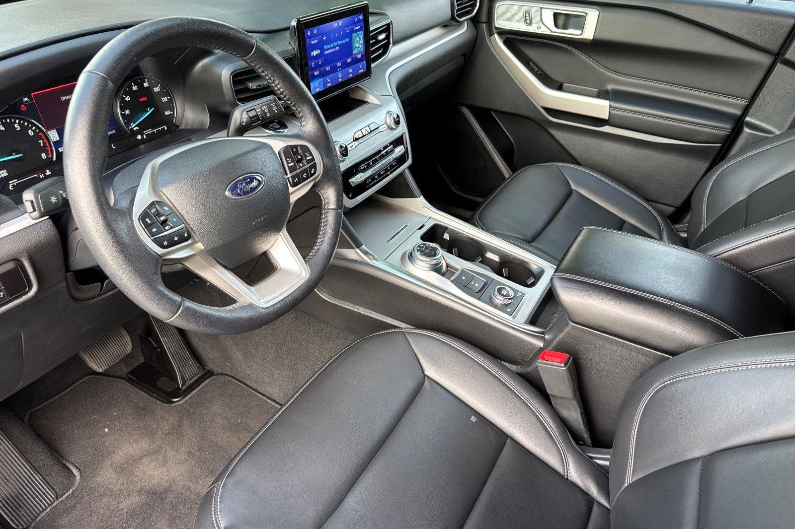 Certified 2023 Ford Explorer XLT w/ Equipment Group 202A image 2