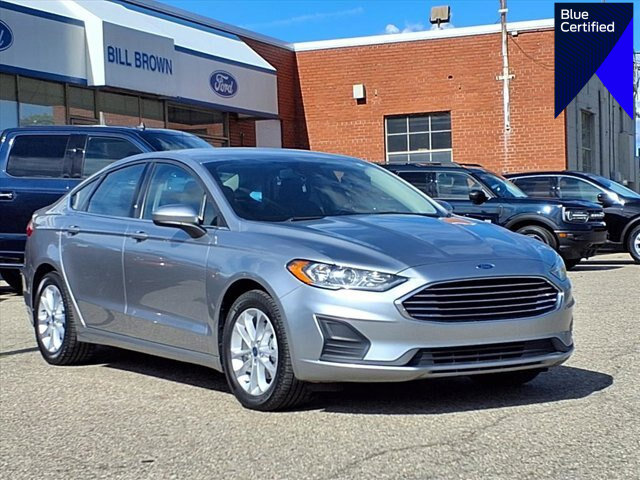 Certified 2020 Ford Fusion SE image 1