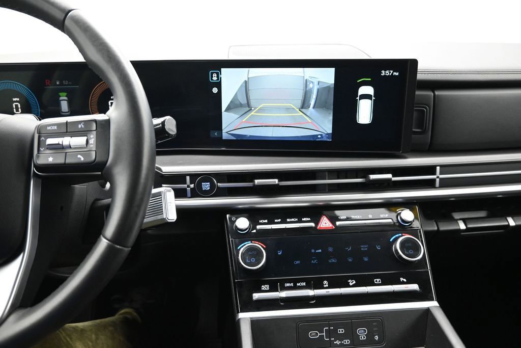 Used 2025 Hyundai Santa Fe SEL FWD image 21