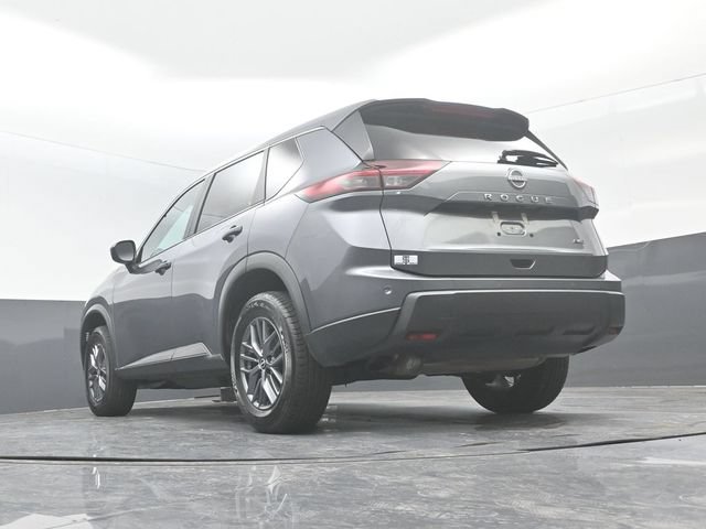 Used 2025 Nissan Rogue S AWD/4WD image 20