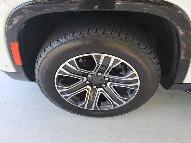 Used 2024 Jeep Wagoneer 4WD w/ Premium Group I image 29