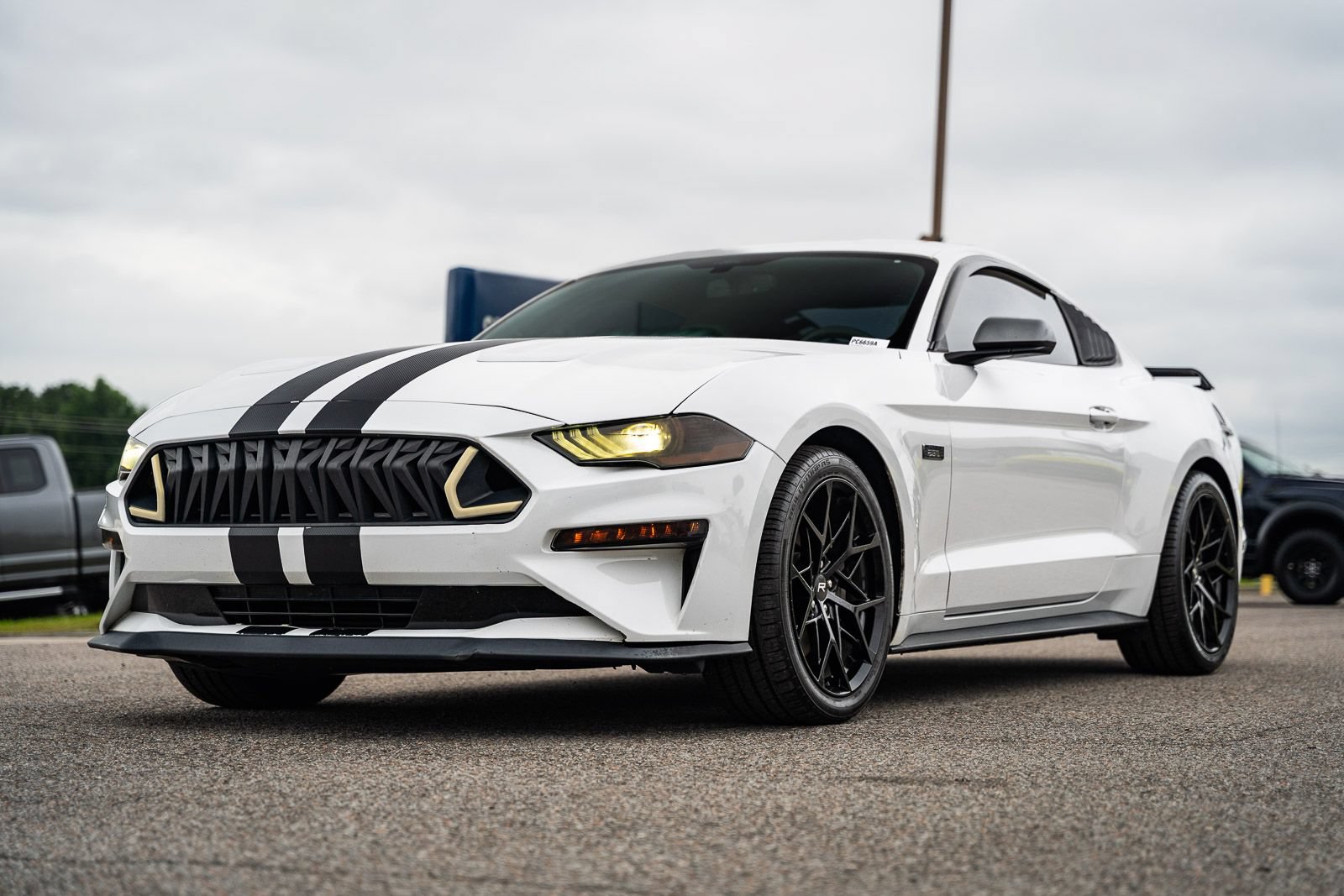 Certified 2020 Ford Mustang Coupe w/ 2.3L High Performance Package RWD image 3