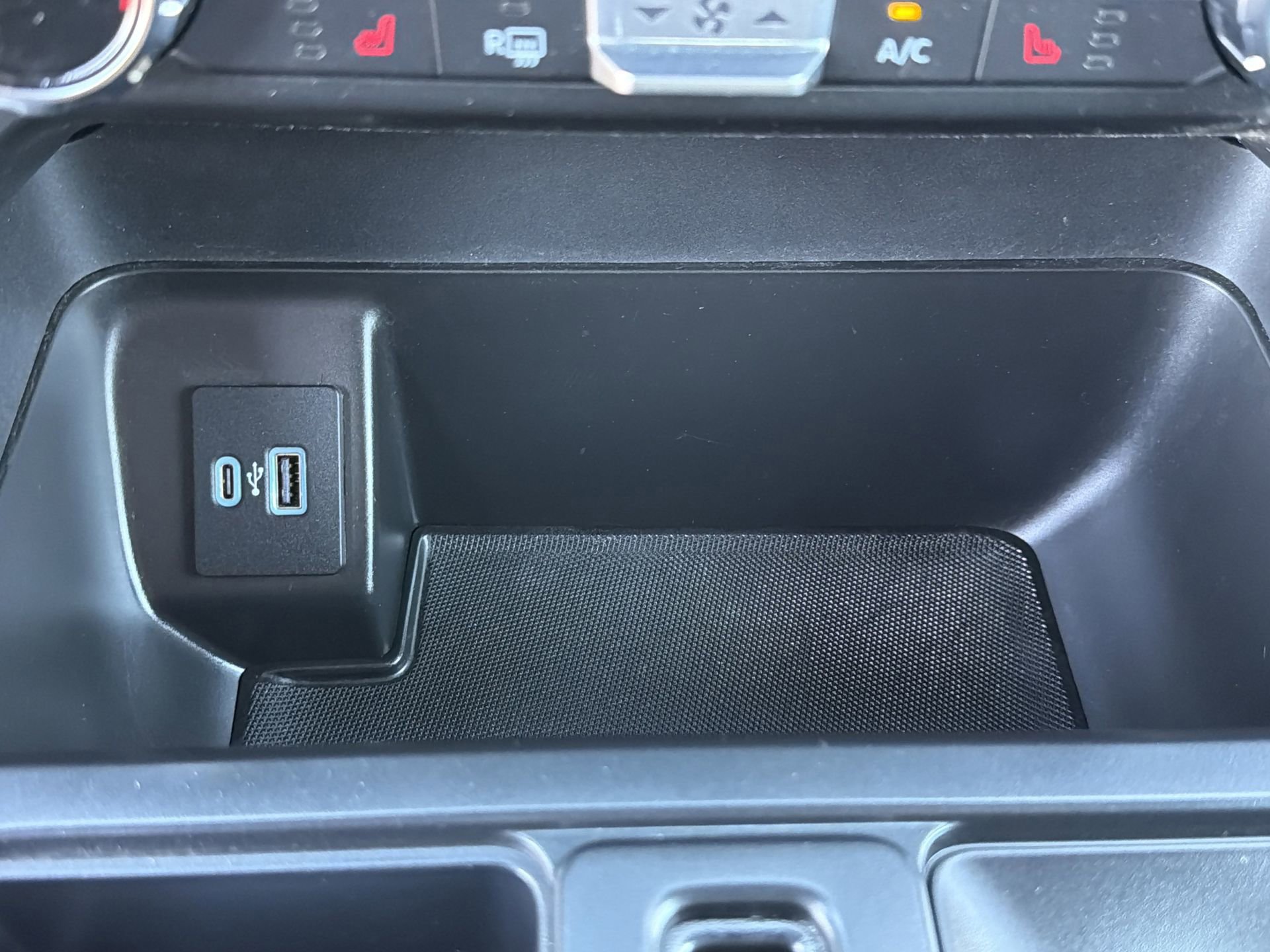 Certified 2022 Ford F150 XLT w/ Equipment Group 302A High image 17