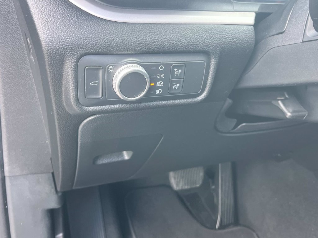 Certified 2022 Ford Explorer XLT RWD image 37