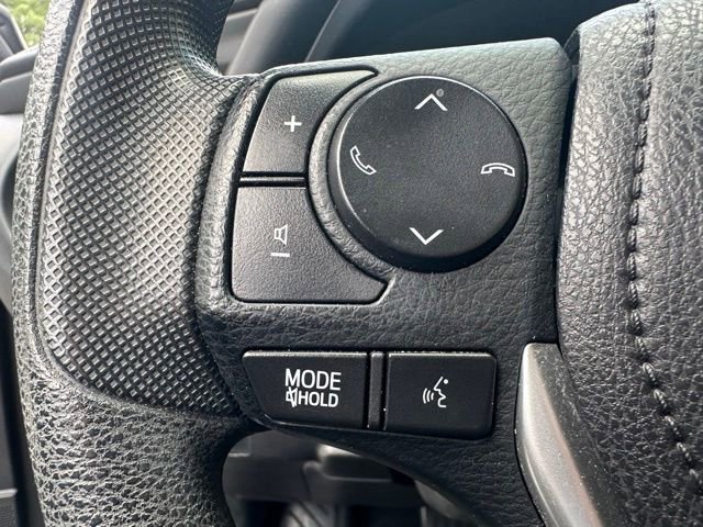Used 2017 Toyota Corolla XLE w/ Carpet Mat Package (TMS) FWD image 22