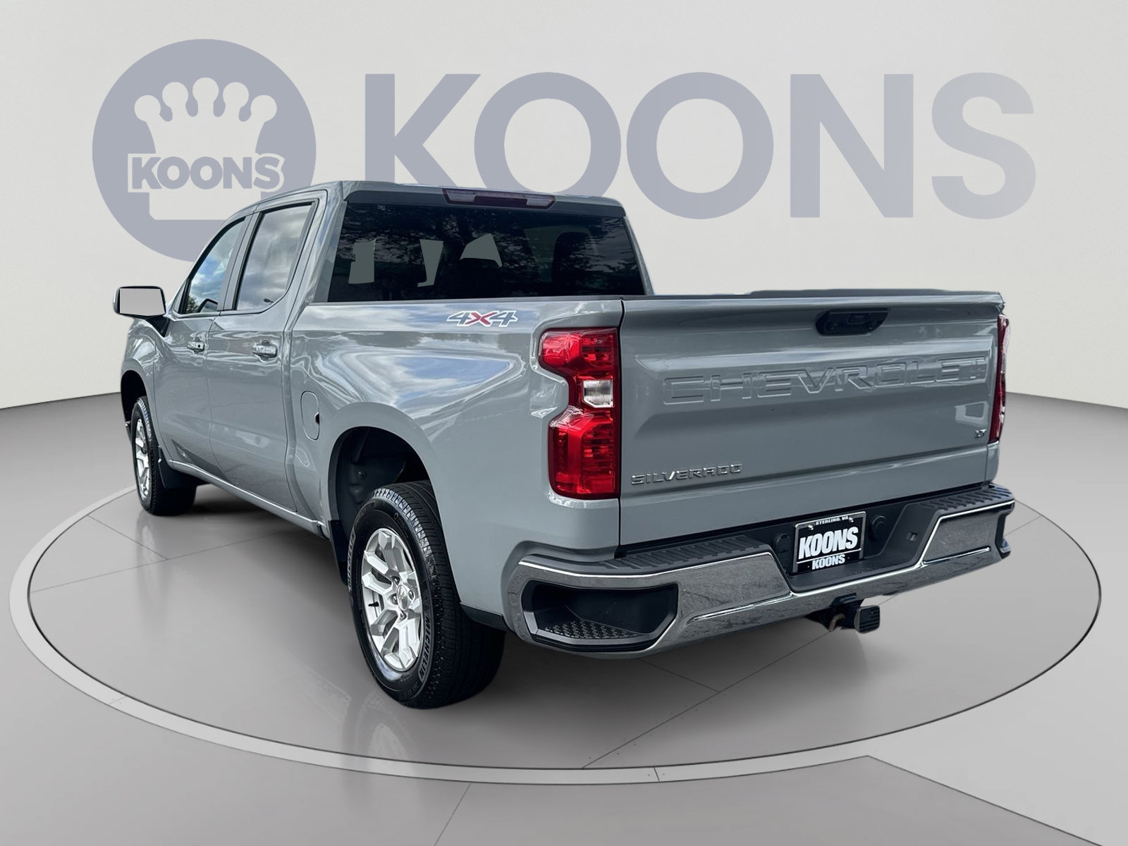 Used 2024 Chevrolet Silverado 1500 LT AWD/4WD image 8