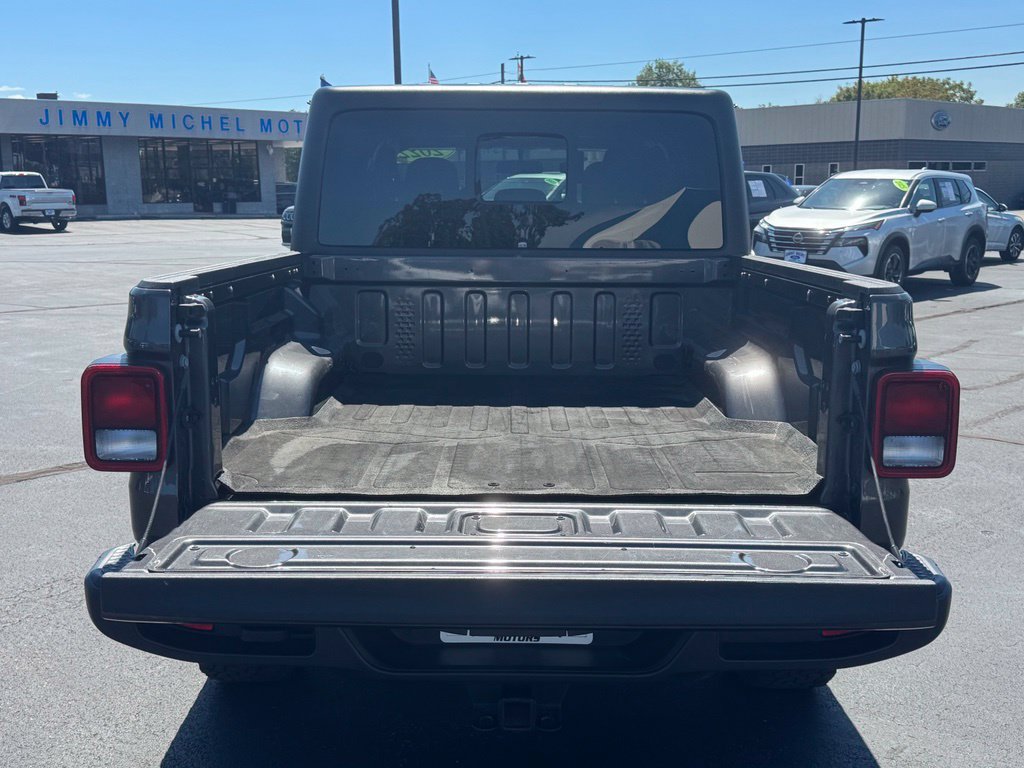 Used 2022 Jeep Gladiator Sport AWD/4WD image 25