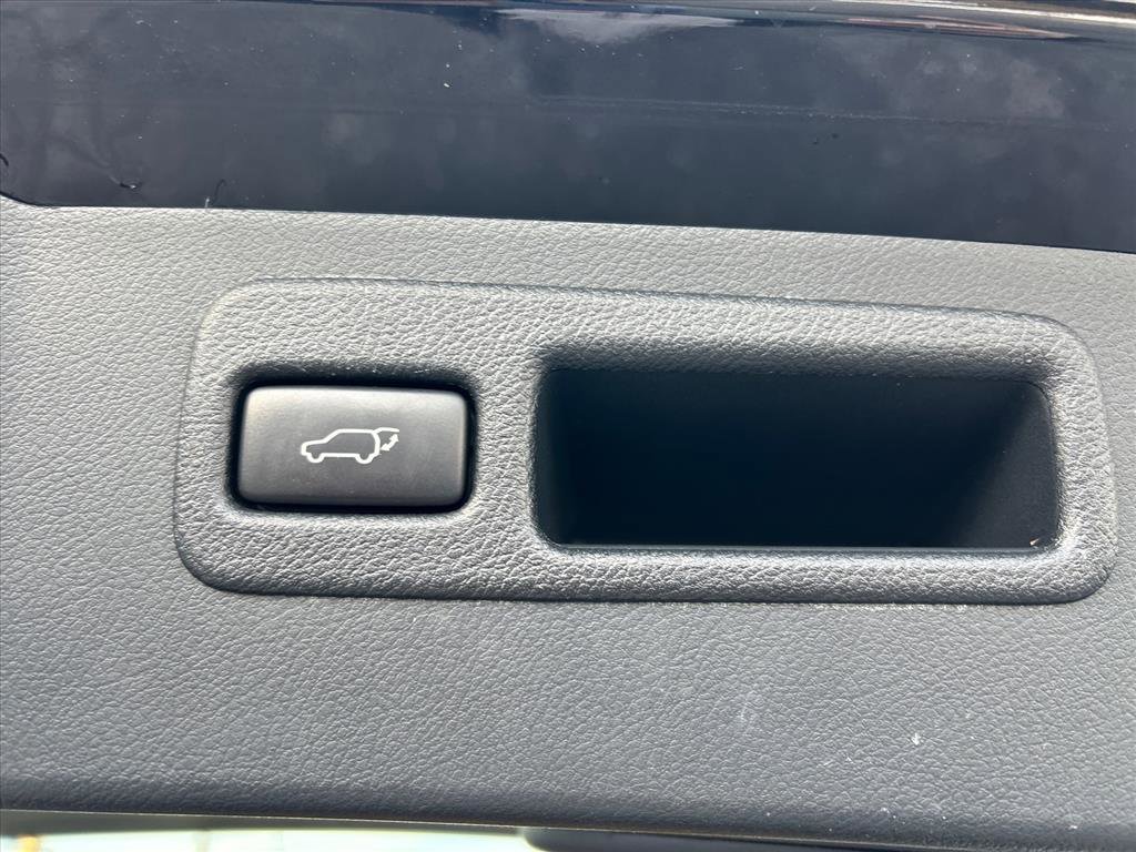 Used 2017 Lexus NX 200t Base image 17