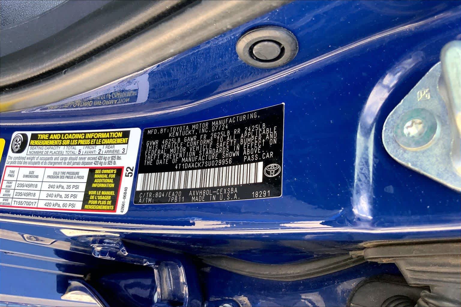 Used 2025 Toyota Camry SE w/ Convenience Package FWD image 36